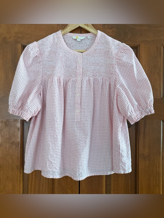 Boden Tops - Boden Pink Gingham Smocked Puff Sleeve Blouse